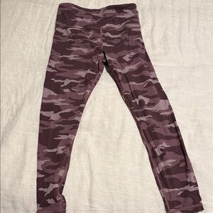 Athleta Womens Purple Camouflage Leggings